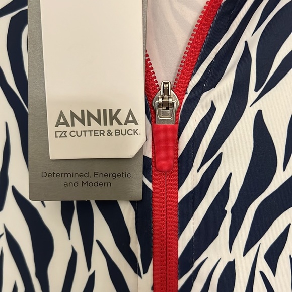 NWT ANNIKA Cutter & Buck Size M R,W&B Hooded Stretch Tech Jacket. - Picture 5 of 5